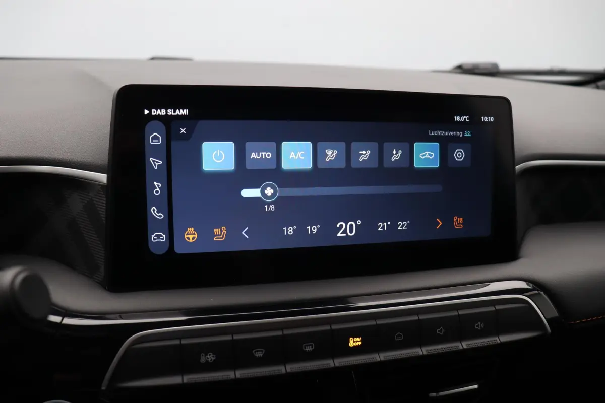 1.5 Luxury | Apple Carplay & Android Auto | Rondomzicht Camera | Stoel en Stuurwielverwarming |