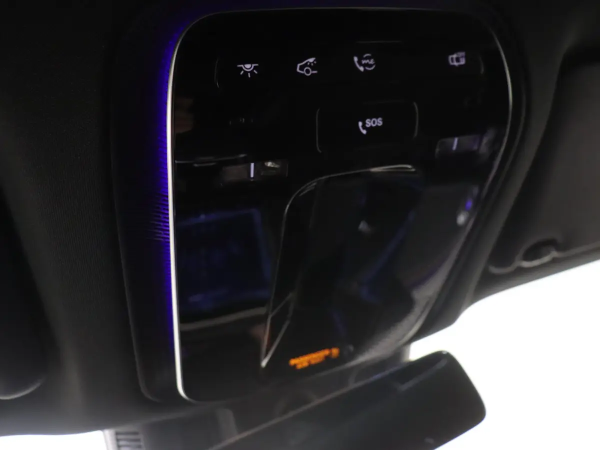 300 Luxury Line 89 kWh /Burmester /Head-up display /Elek. Trekhaak /96,21% SOH