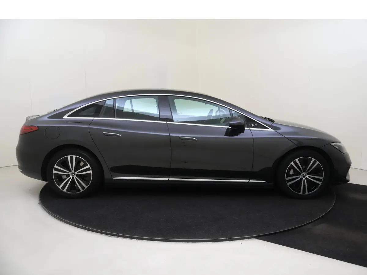 300 Luxury Line 89 kWh /Burmester /Head-up display /Elek. Trekhaak /96,21% SOH