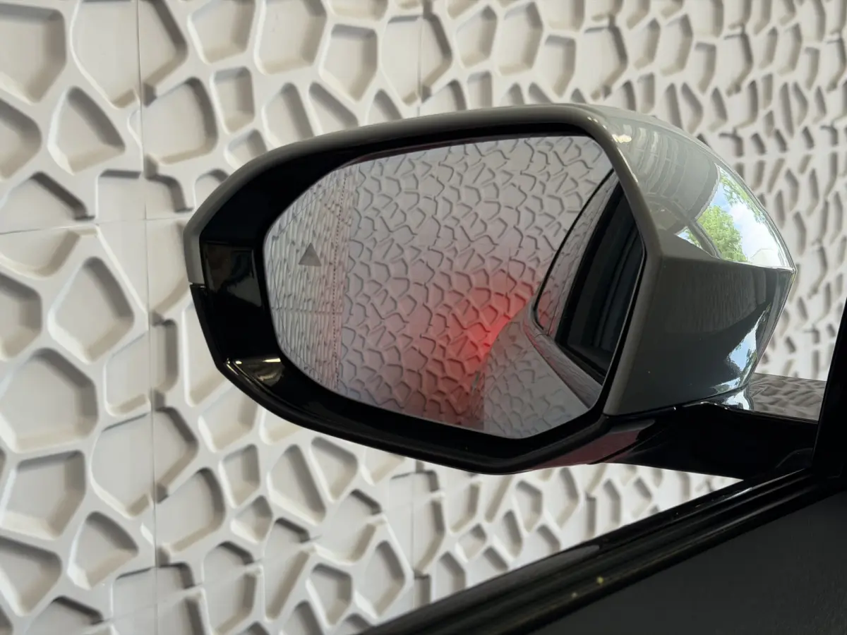 30e 300PK XDRIVE M SPORT / H.KARDON / ICONIC GRILL / 360.CAM / INNOVATION / PANO.DAK / HARMAN KARDON / 360.CAM / INNOVATION / BROOKLYNGRAU METALLIC