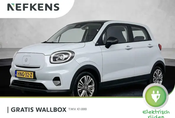 Design 37.3 kWh 95pk | 265km WLTP Actieradius | Navigatie | Panoramadak | Achteruitrijcamera | Adaptieve Cruise Control | Climate Control | Parkeersensoren | Bluetooth | Keyless start | Voll