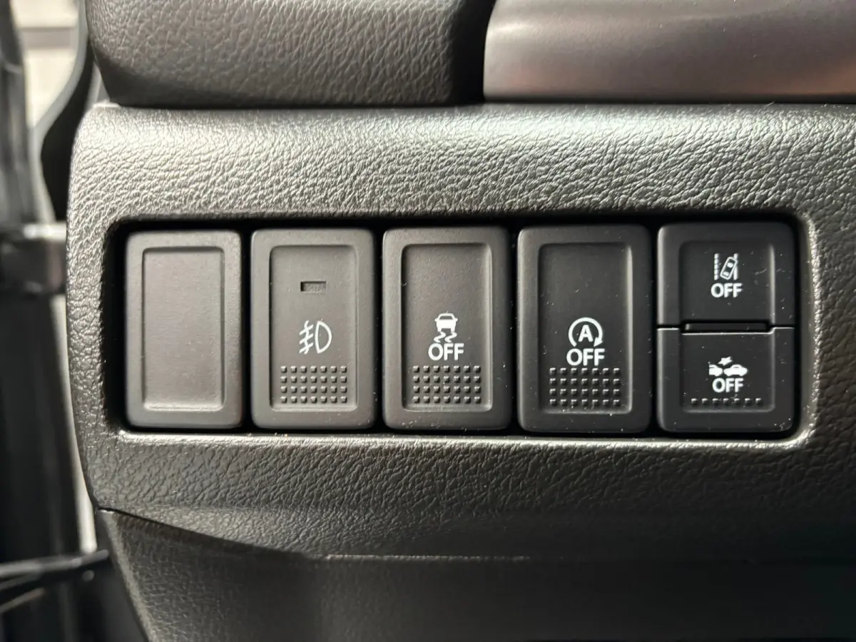 1.4 Boosterjet Comfort Smart Hybrid / Camera