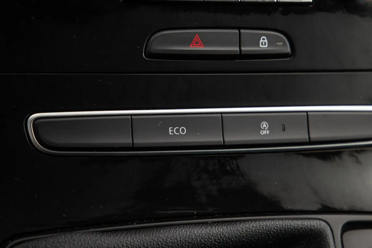 1.3 TCe Intens CARPLAY / CRUISE CONTROLE / LED / CLIMATE CONTROLE
