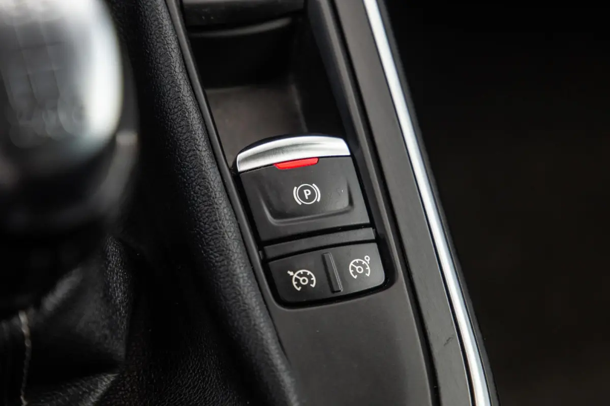 1.3 TCe Intens CARPLAY / CRUISE CONTROLE / LED / CLIMATE CONTROLE