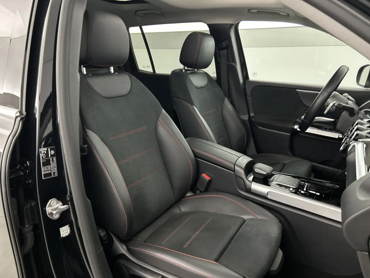 180 AMG Business Solution Pano-dak/Dodehoek/Carplay/19'LMV