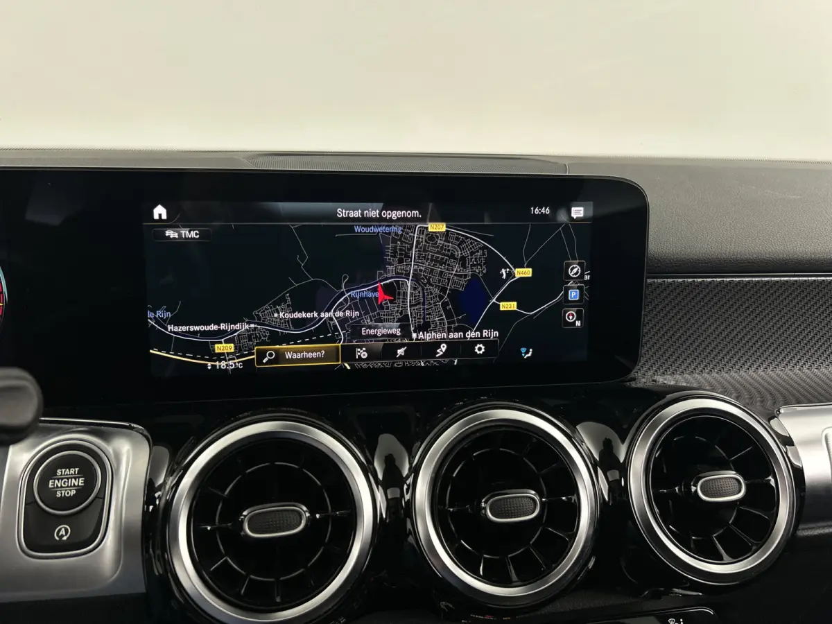 180 AMG Business Solution Pano-dak/Dodehoek/Carplay/19'LMV
