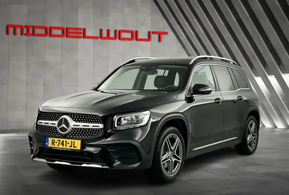 180 AMG Business Solution Pano-dak/Dodehoek/Carplay/19'LMV