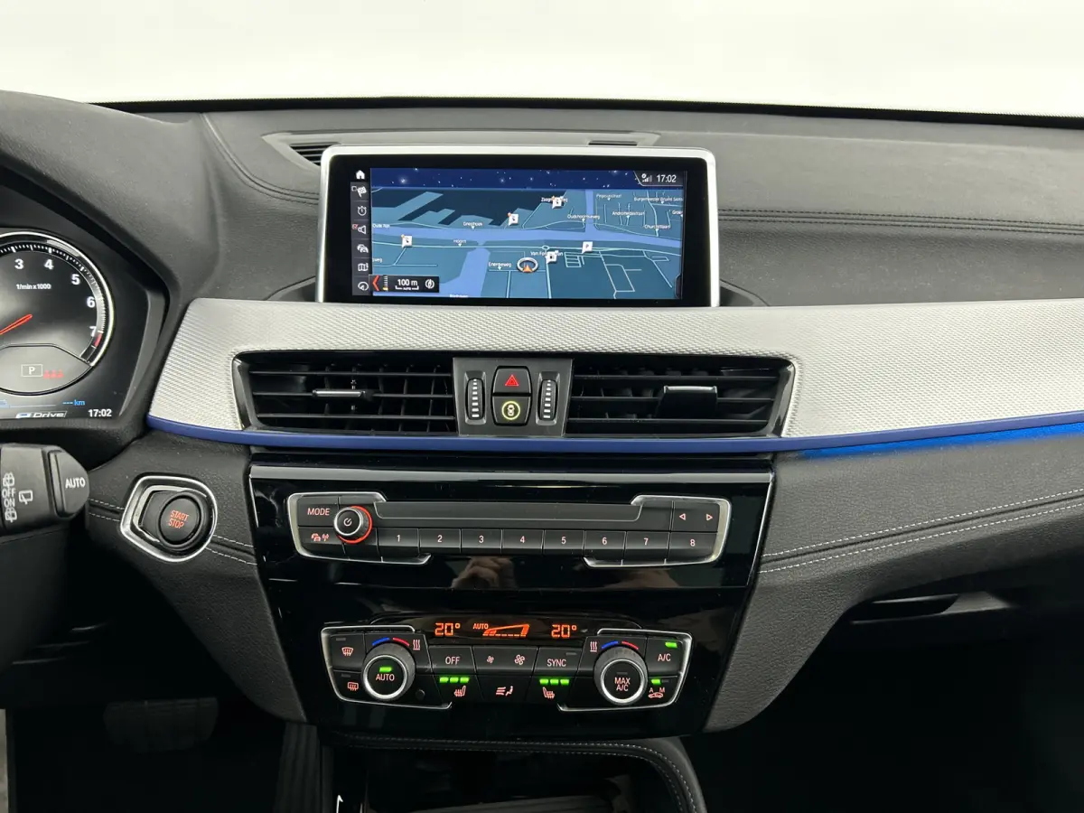 xDrive25e M-Sport High Exe. Pano-dak/Memory/Camera/Carplay/19'LMV
