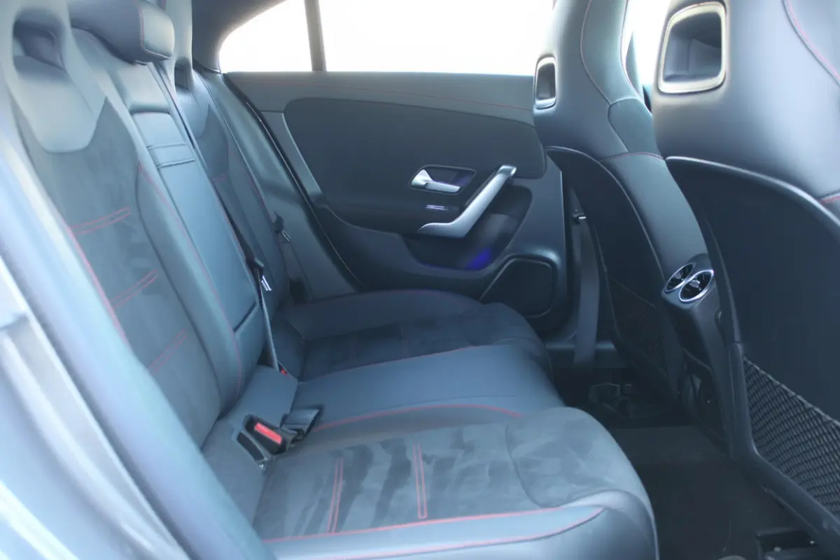 180 AUT7 AMG Line NIGHT PAKKET SFEER KEY-LESS GO