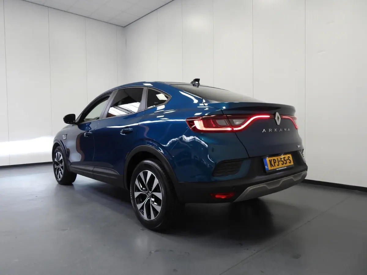 1.6 E-Tech Hybrid 145 Evolution NAVI/CAMERA/CLIMA/LED/17"LMV!
