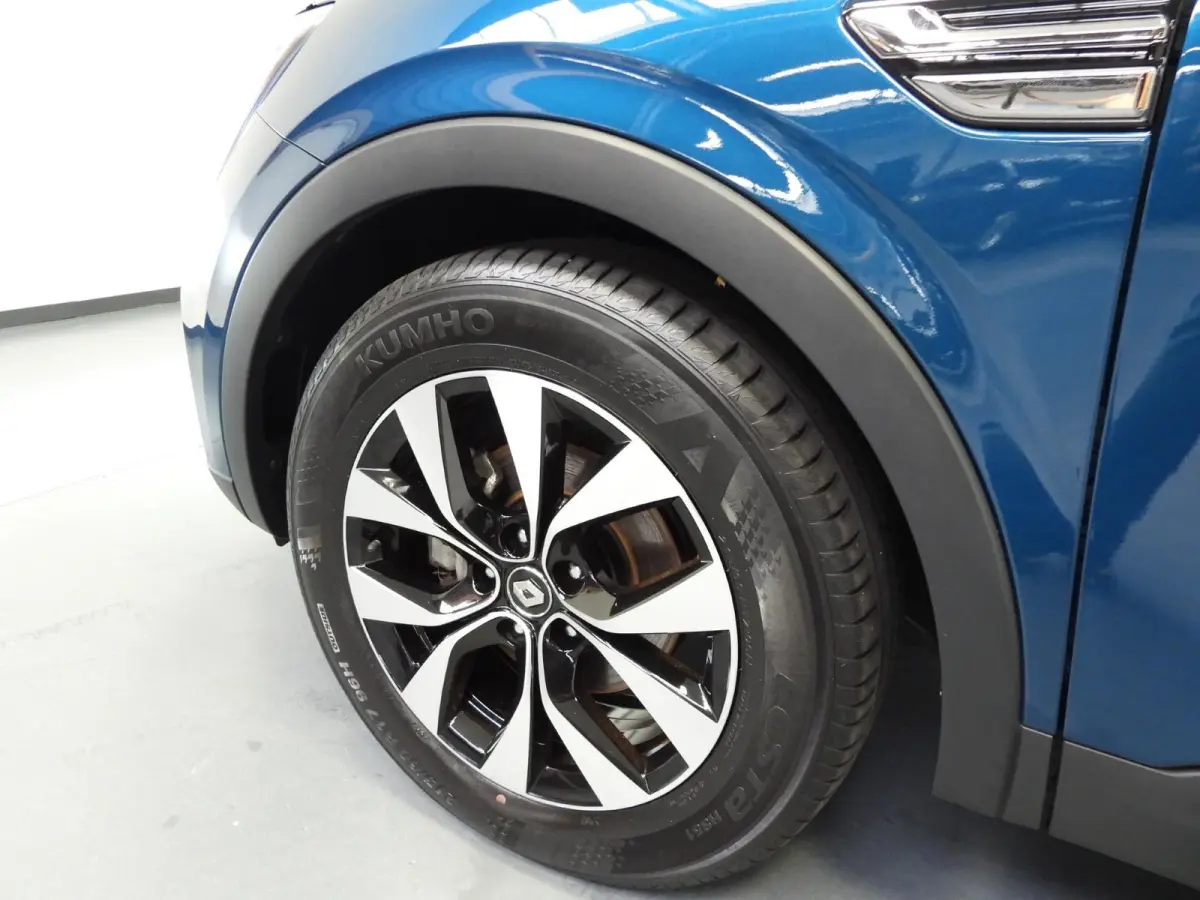 1.6 E-Tech Hybrid 145 Evolution NAVI/CAMERA/CLIMA/LED/17"LMV!