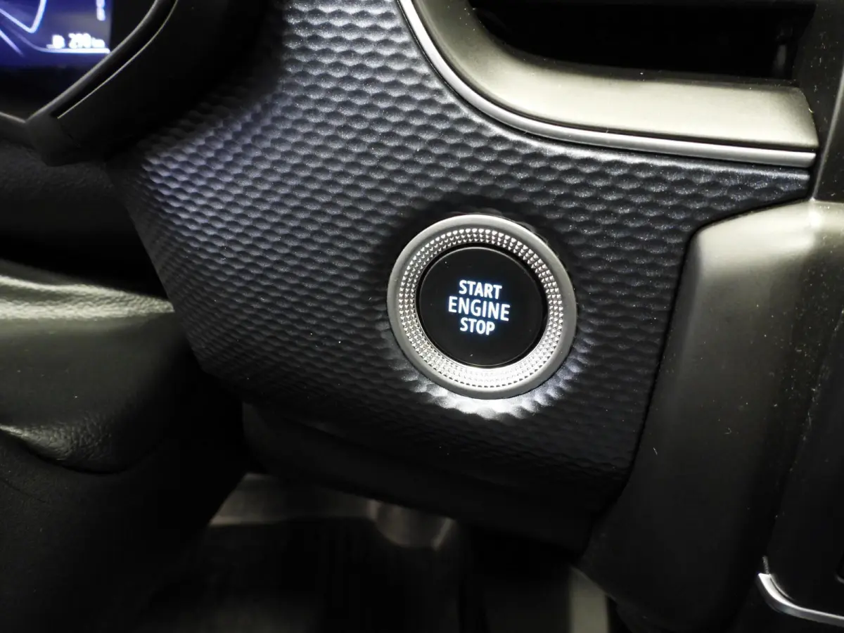 1.6 E-Tech Hybrid 145 Evolution NAVI/CAMERA/CLIMA/LED/17"LMV!