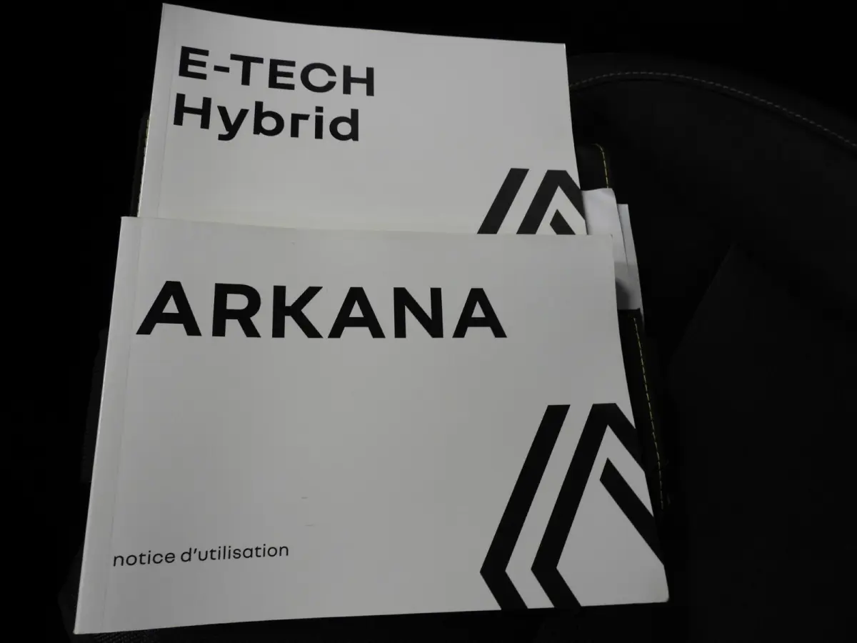 1.6 E-Tech Hybrid 145 Evolution NAVI/CAMERA/CLIMA/LED/17"LMV!