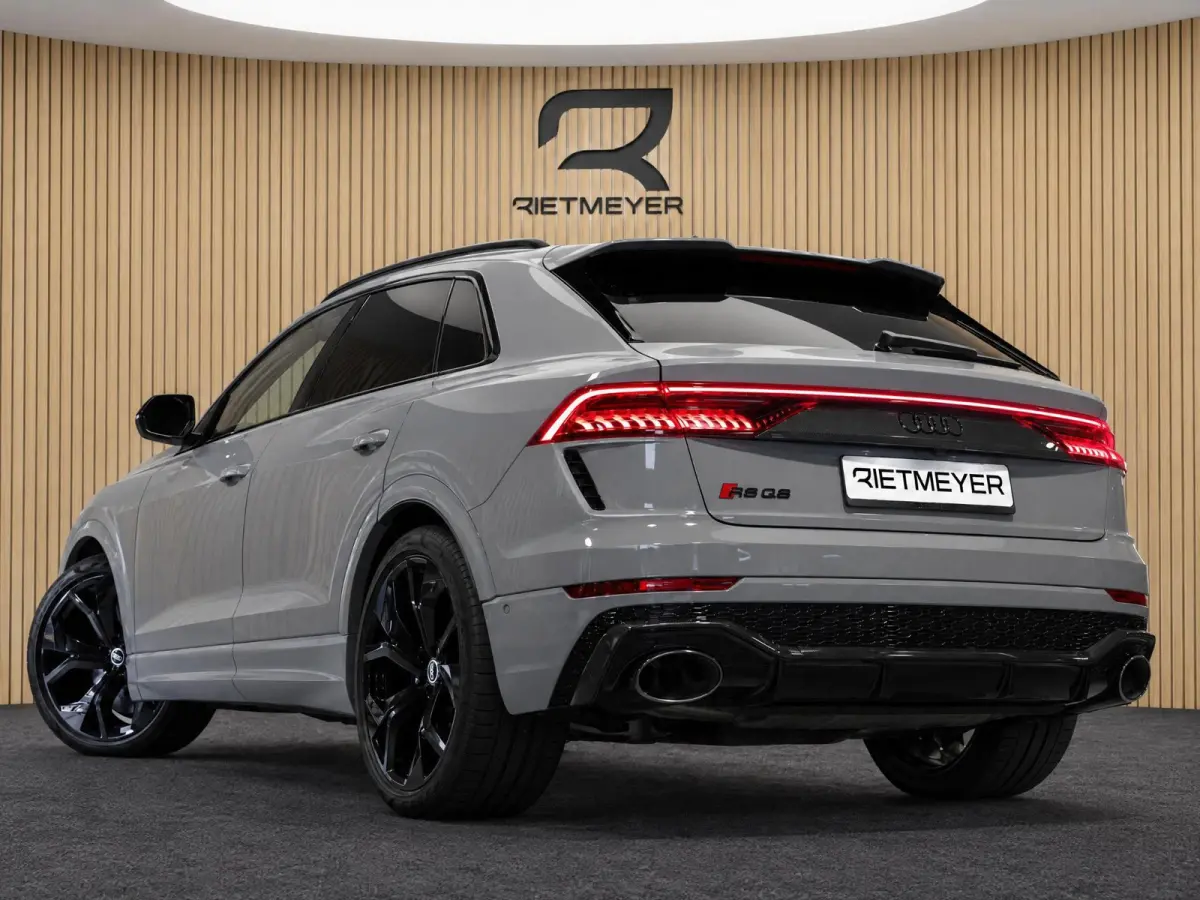 4.0 TFSI RS Q8 quattro |Pano |Keramisch |Carbon Intr/Extr. |B&O |HUD |Softclose |Stoelventilatie/Massage |360°