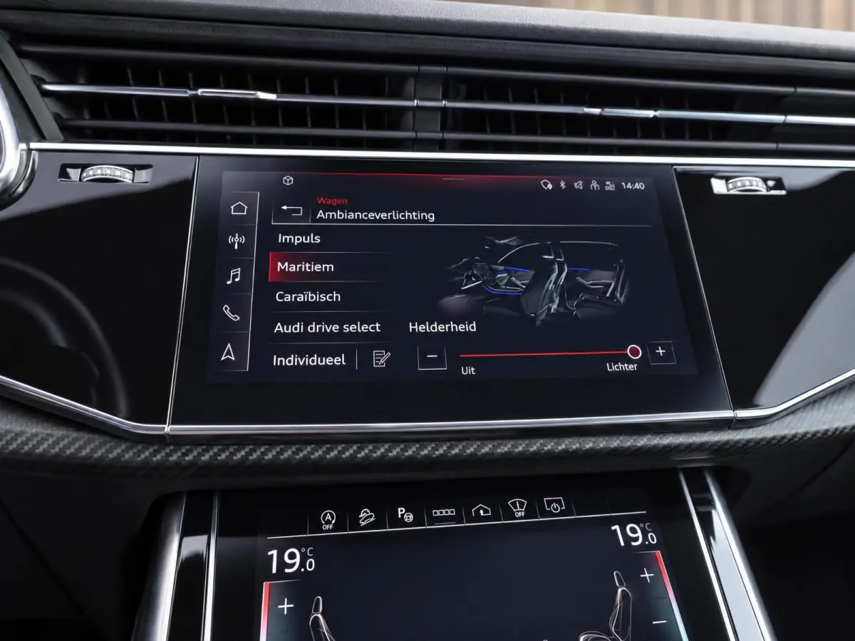 4.0 TFSI RS Q8 quattro |Pano |Keramisch |Carbon Intr/Extr. |B&O |HUD |Softclose |Stoelventilatie/Massage |360°