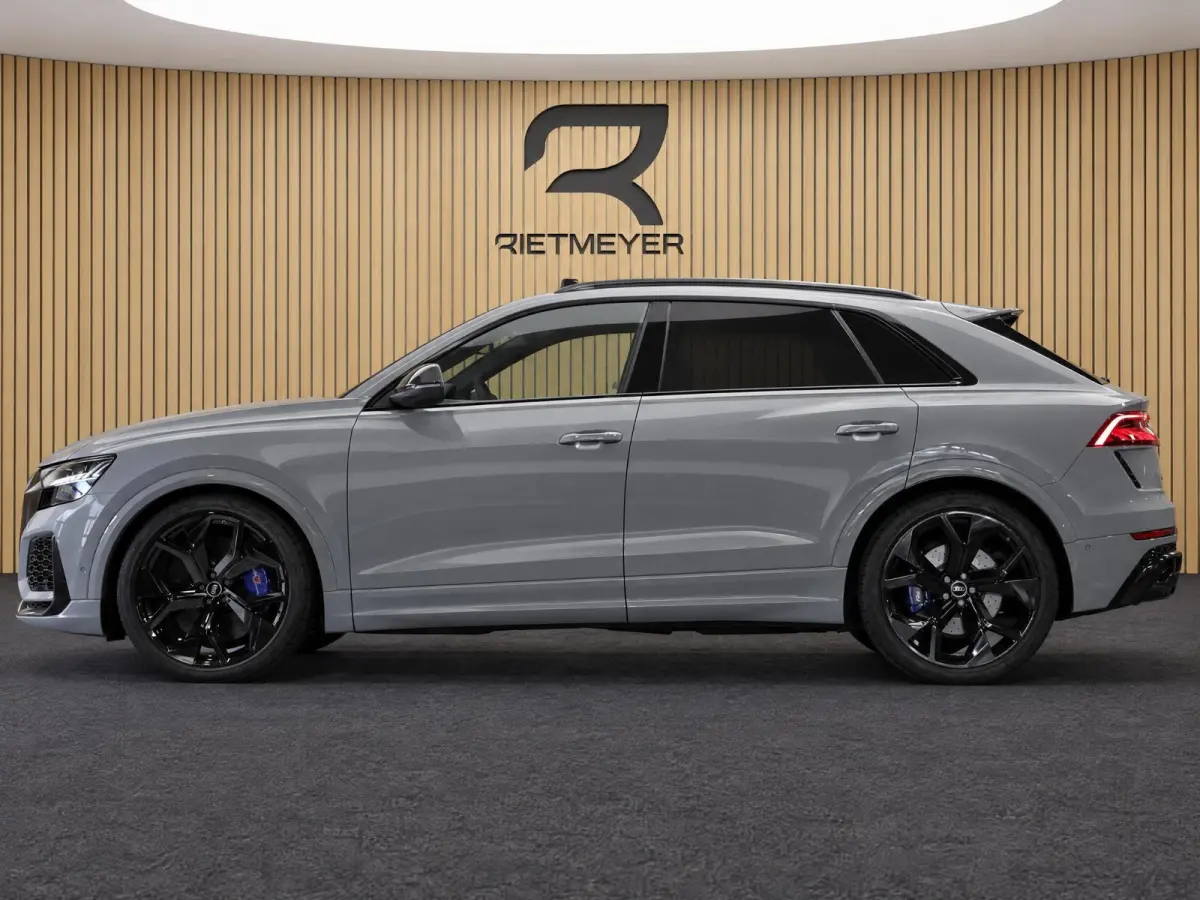4.0 TFSI RS Q8 quattro |Pano |Keramisch |Carbon Intr/Extr. |B&O |HUD |Softclose |Stoelventilatie/Massage |360°