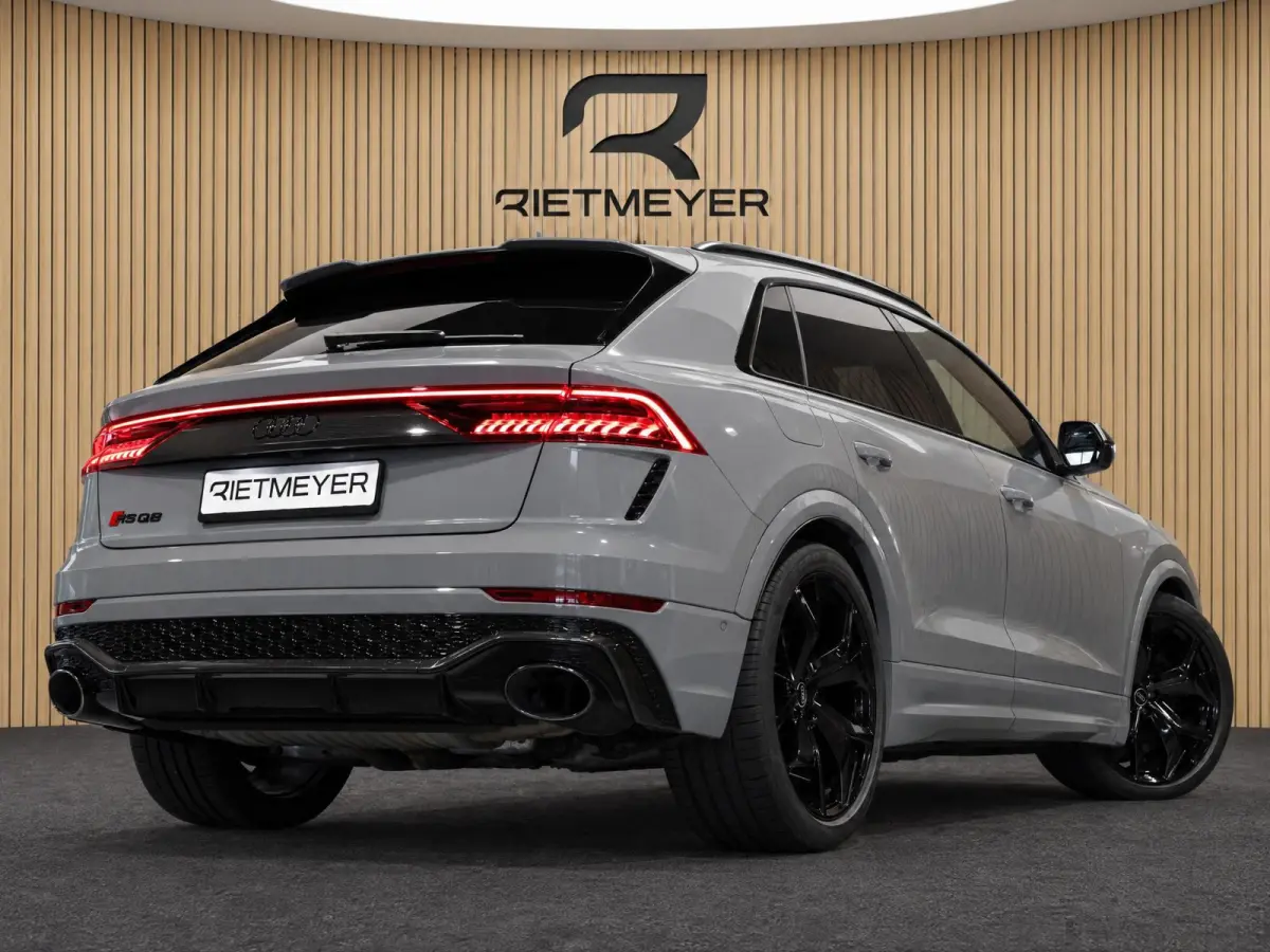 4.0 TFSI RS Q8 quattro |Pano |Keramisch |Carbon Intr/Extr. |B&O |HUD |Softclose |Stoelventilatie/Massage |360°
