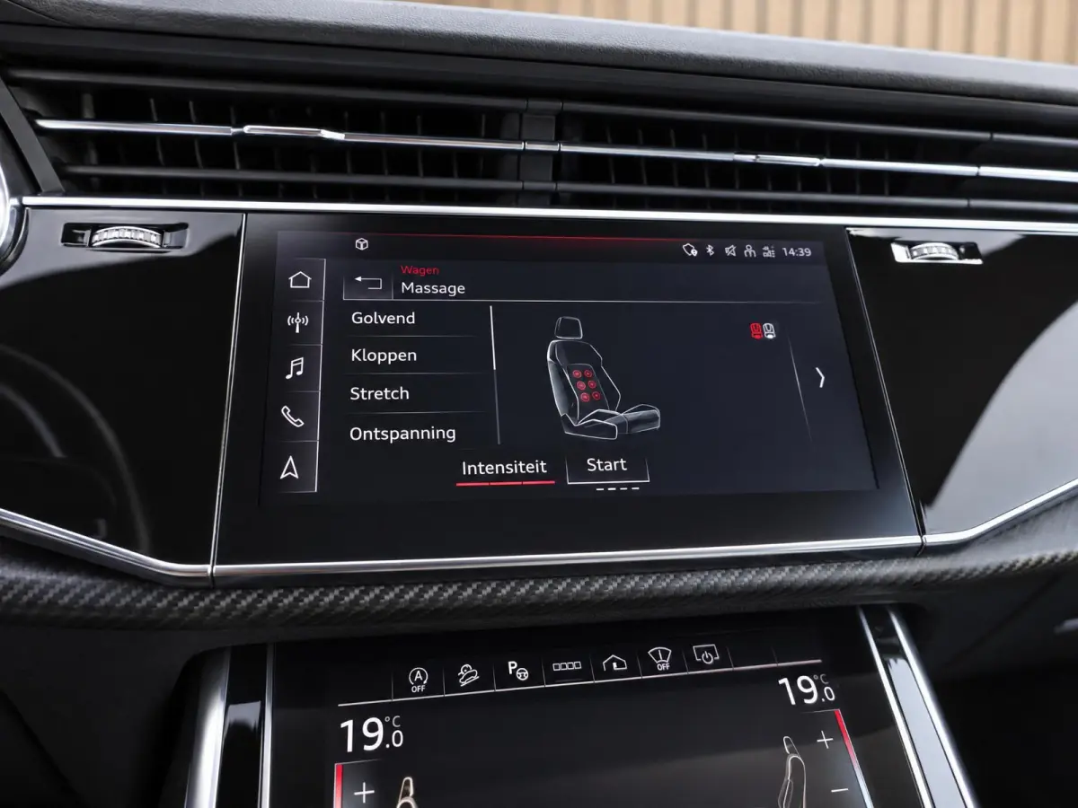 4.0 TFSI RS Q8 quattro |Pano |Keramisch |Carbon Intr/Extr. |B&O |HUD |Softclose |Stoelventilatie/Massage |360°