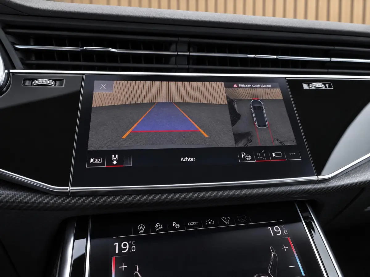 4.0 TFSI RS Q8 quattro |Pano |Keramisch |Carbon Intr/Extr. |B&O |HUD |Softclose |Stoelventilatie/Massage |360°
