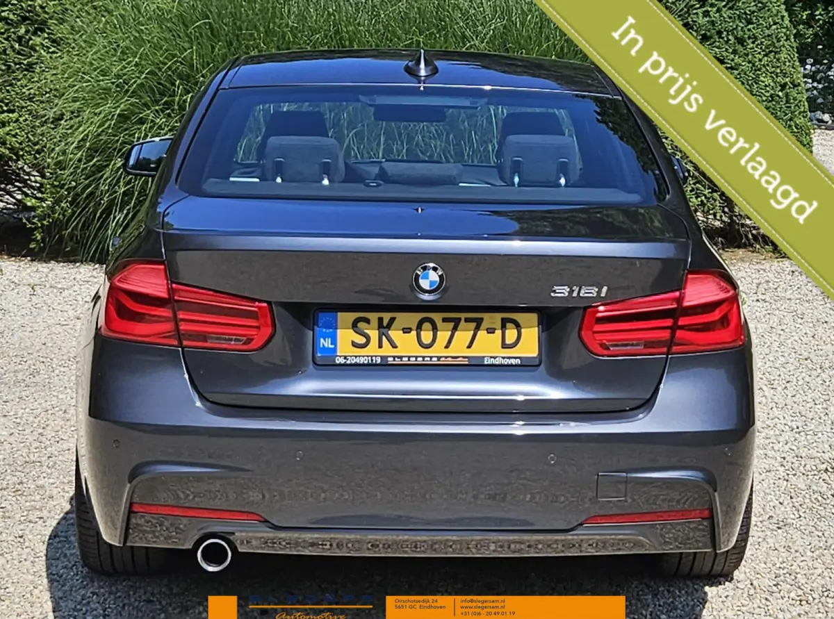 318i Centennial High Executive M Sport black line