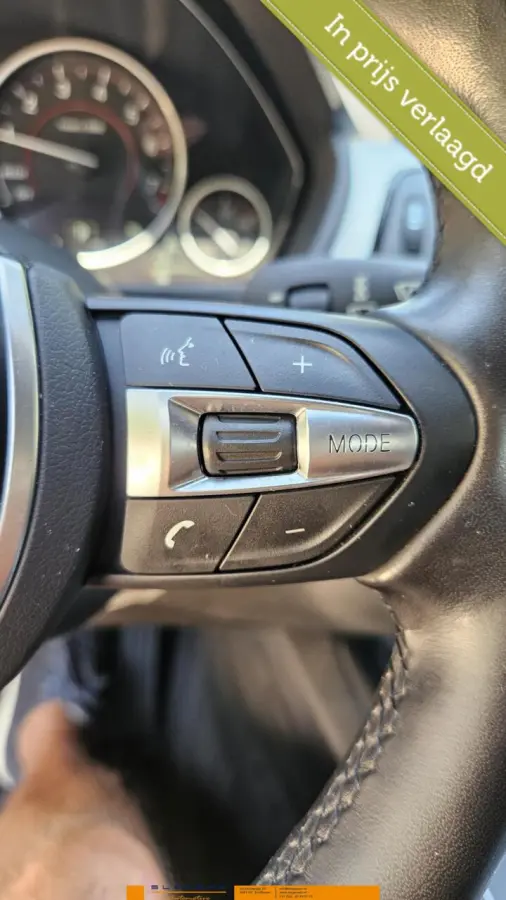 318i Centennial High Executive M Sport black line