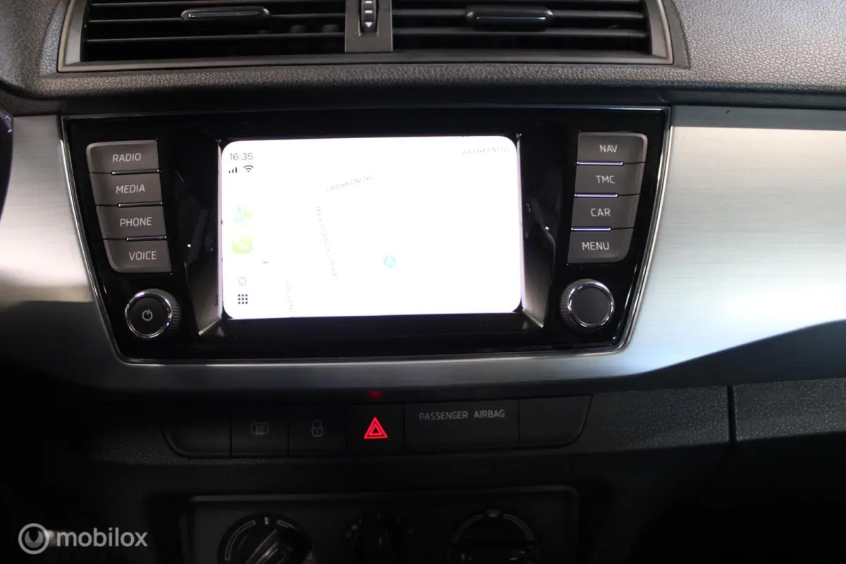 1.0 TSI Ambition 1e Eigenaar NL Auto | Airco | Cruise |Apple Carplay/Android Auto | Navigatie | Parkeersensoren.