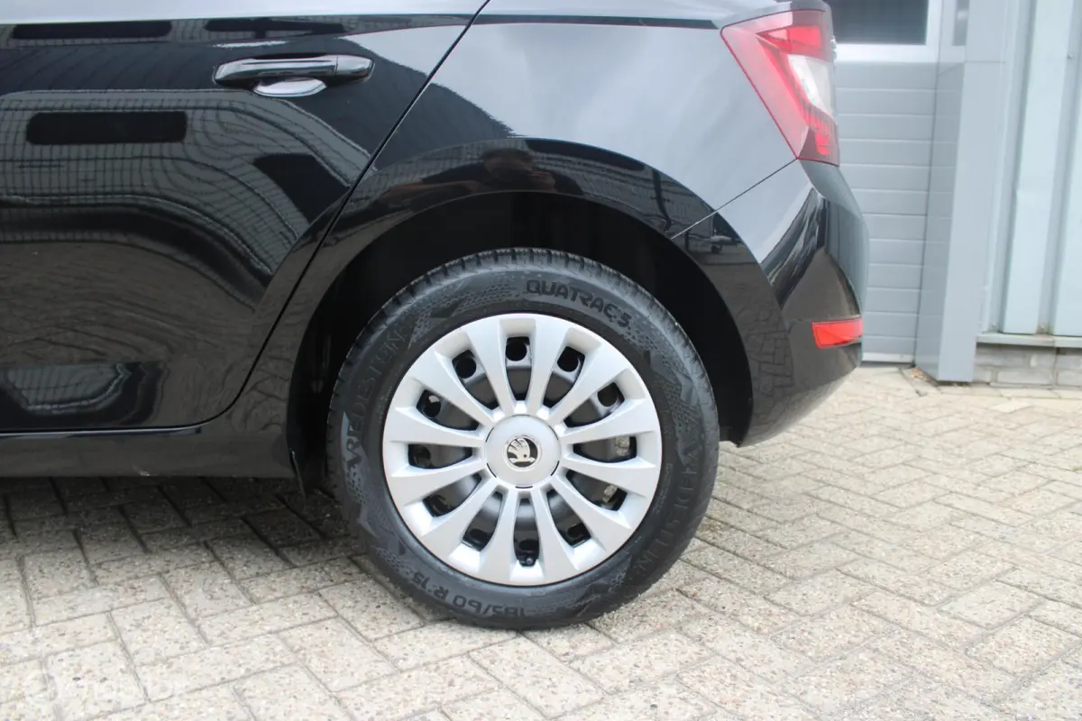 1.0 TSI Ambition 1e Eigenaar NL Auto | Airco | Cruise |Apple Carplay/Android Auto | Navigatie | Parkeersensoren.