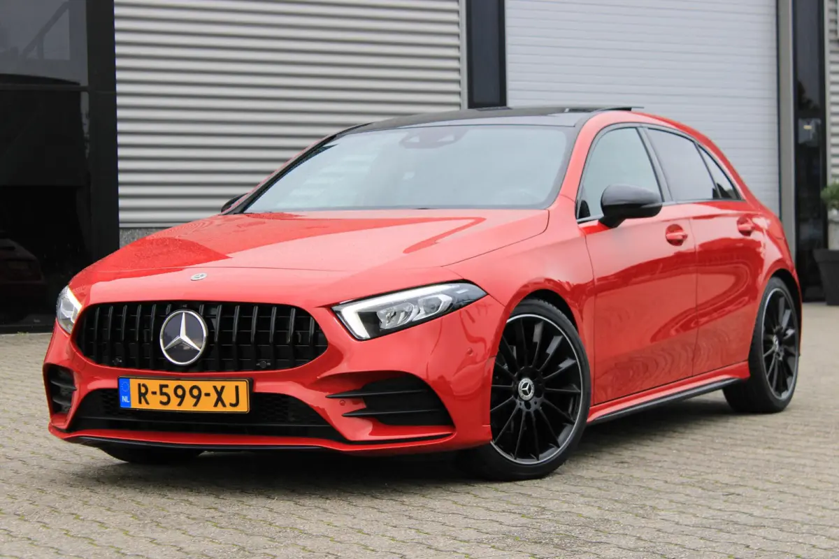200 AMG Pano | Widescreen | Sfeerverlichting | Augmented Reality | 19" AMG | A45 Uitlaat | LED | Night