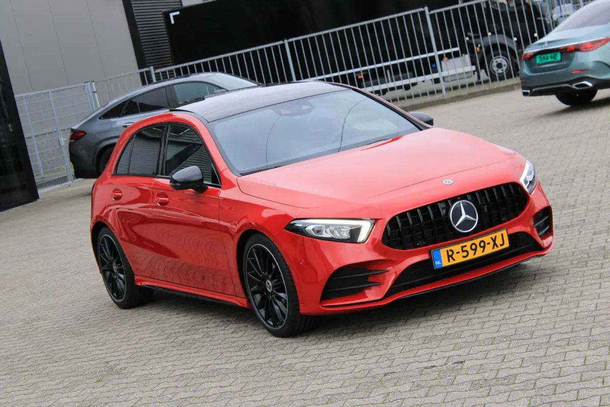 200 AMG Pano | Widescreen | Sfeerverlichting | Augmented Reality | 19" AMG | A45 Uitlaat | LED | Night