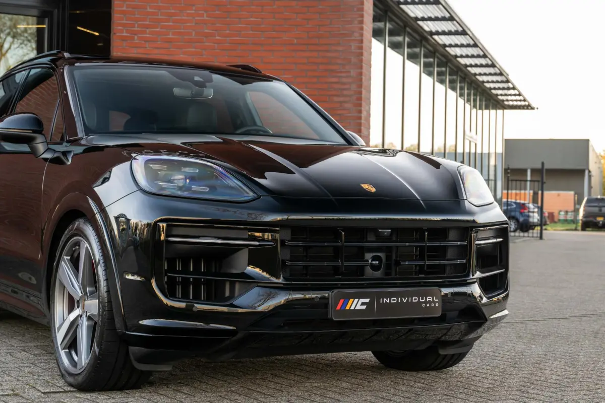 3.0 E-Hybrid Sport-Design Sportuitlaat Display