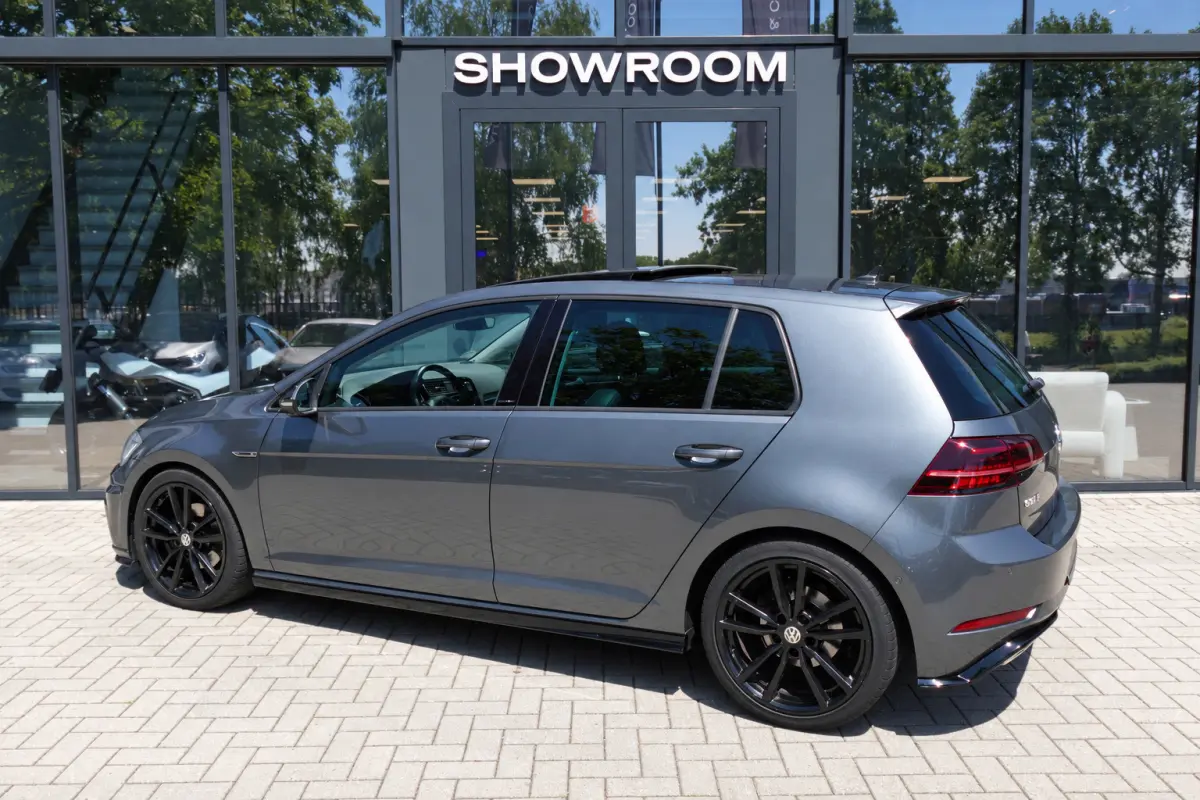 1.6 TDI Highline R-Line PANO ACC CAMERA VOL