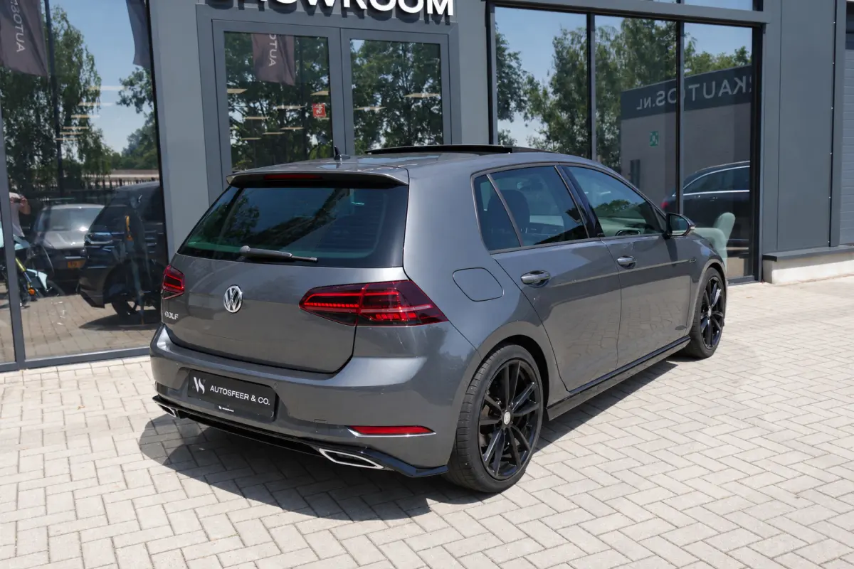 1.6 TDI Highline R-Line PANO ACC CAMERA VOL