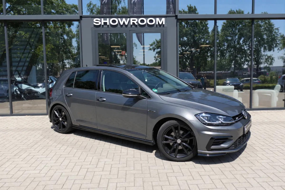 1.6 TDI Highline R-Line PANO ACC CAMERA VOL