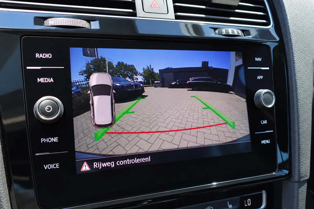 1.6 TDI Highline R-Line PANO ACC CAMERA VOL