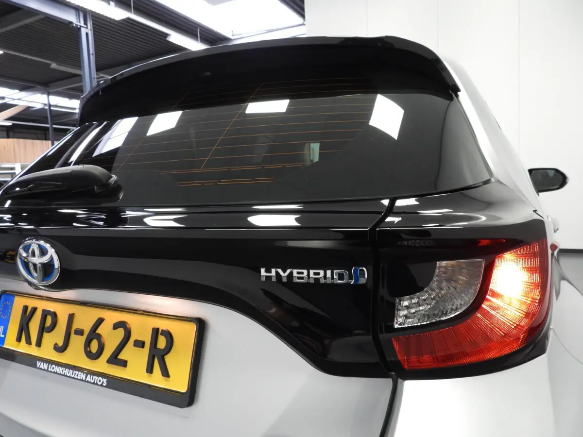 1.5 Hybrid 115 Active NAVI-APP/CAMERA/CLIMA/BLEUTOOTH!