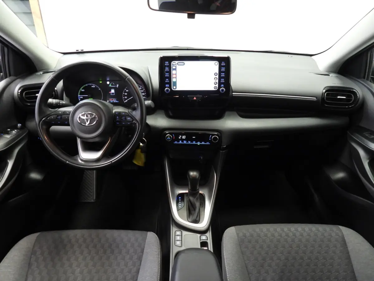 1.5 Hybrid 115 Active NAVI-APP/CAMERA/CLIMA/BLEUTOOTH!