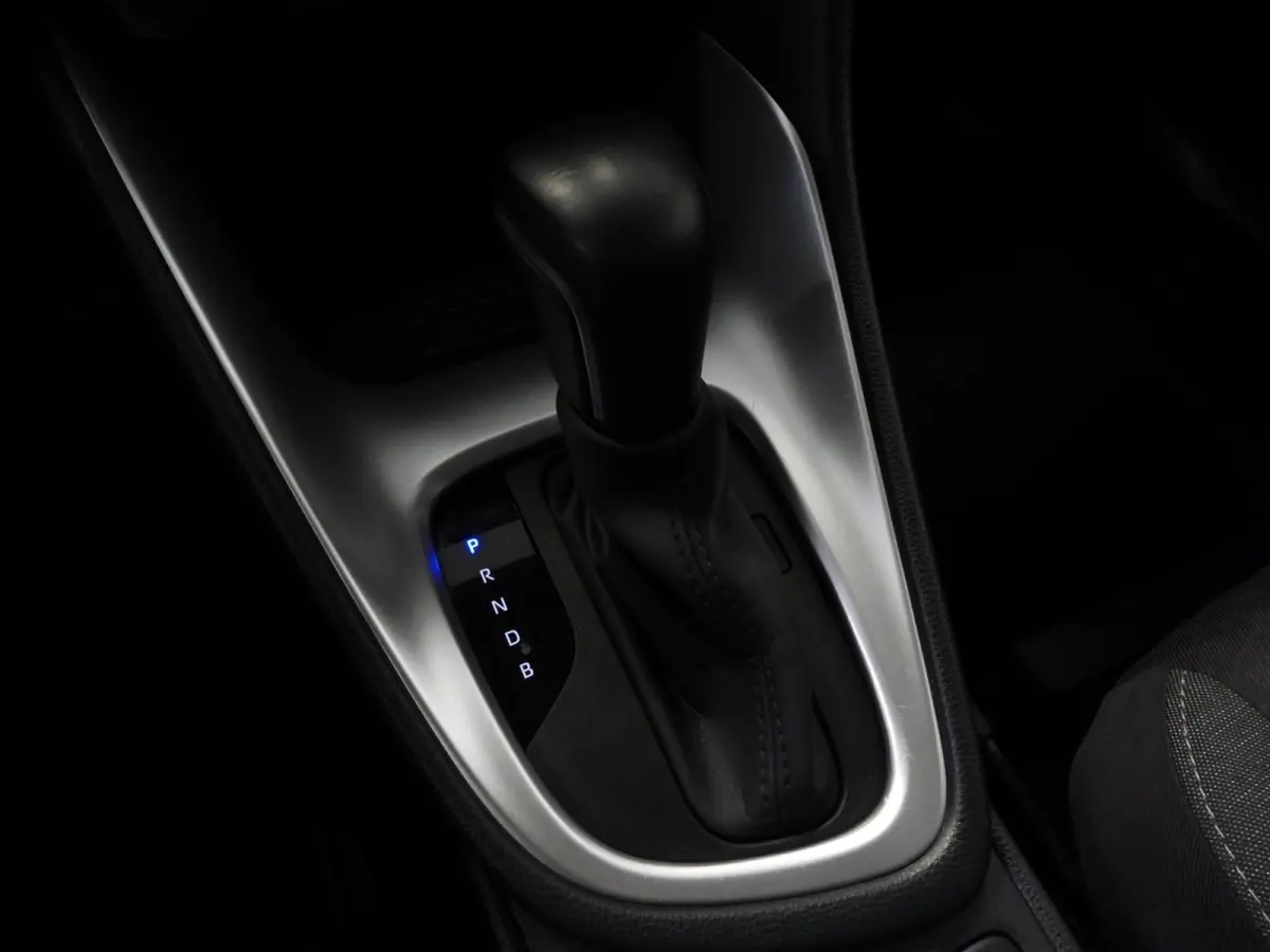 1.5 Hybrid 115 Active NAVI-APP/CAMERA/CLIMA/BLEUTOOTH!