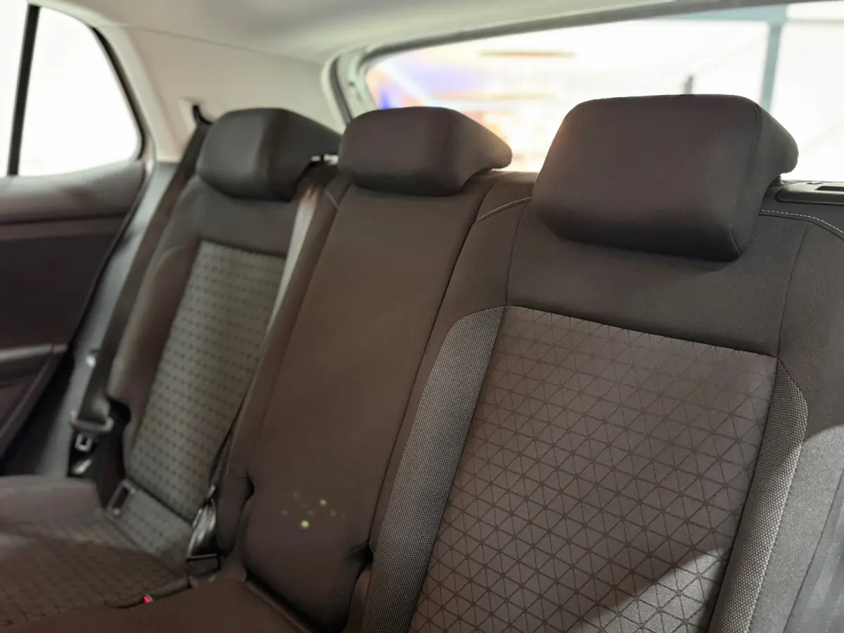 Automaat | Ascot Grey | ACC | Camera | Virtual Cockpit 110PK
