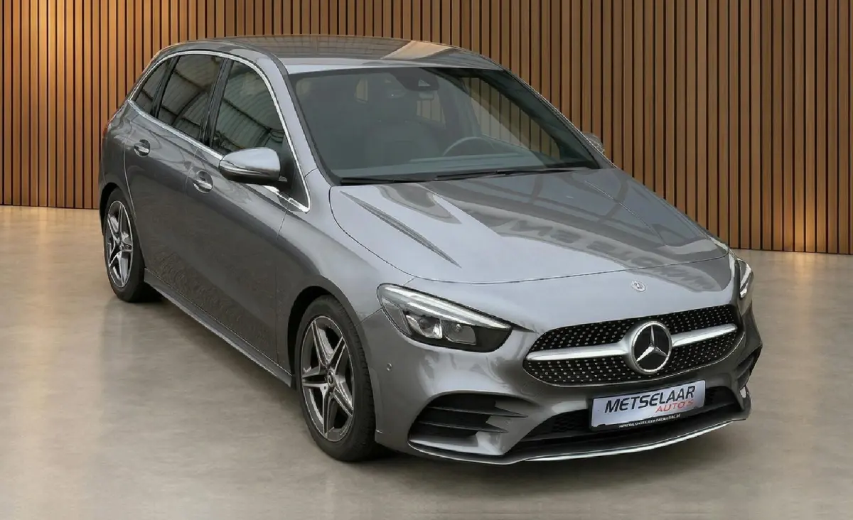 220 4MATIC Premium AMG Styling Sfeerverlichting