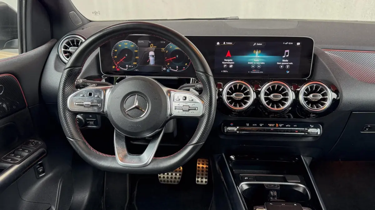 220 4MATIC Premium AMG Styling Sfeerverlichting