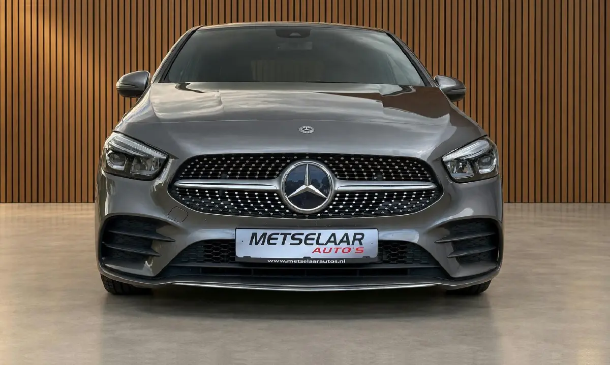 220 4MATIC Premium AMG Styling Sfeerverlichting