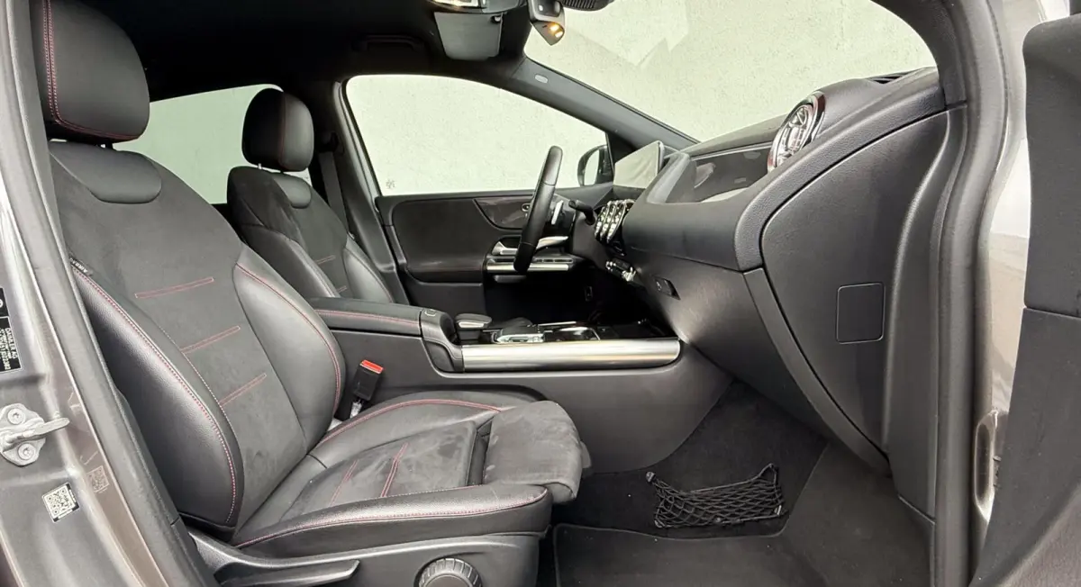 220 4MATIC Premium AMG Styling Sfeerverlichting