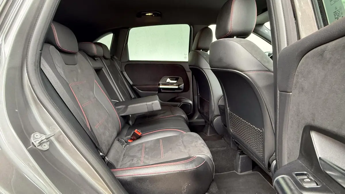 220 4MATIC Premium AMG Styling Sfeerverlichting