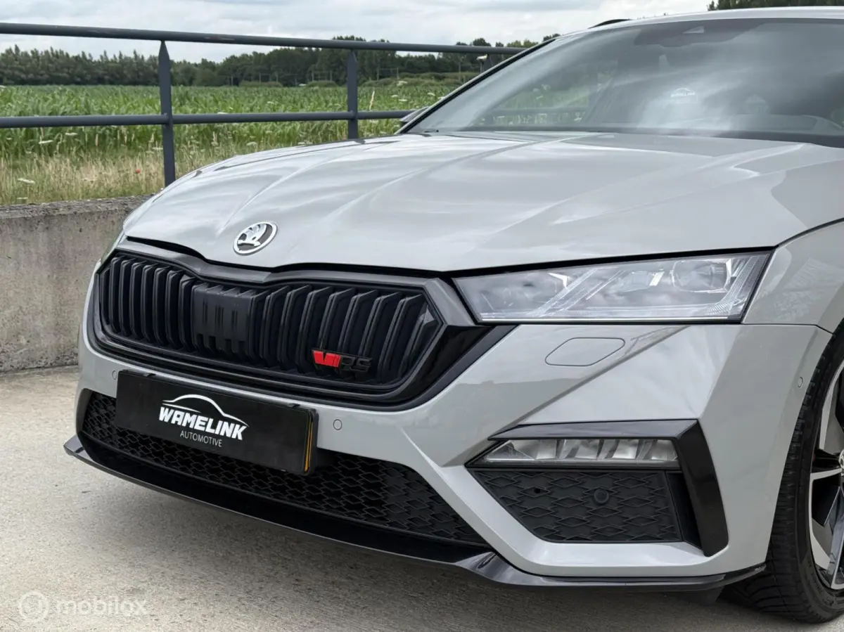 1.4 TSI RS iV PHEV Business