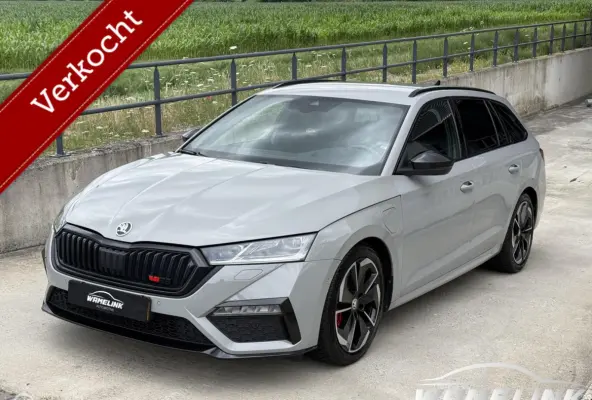 1.4 TSI RS iV PHEV Business
