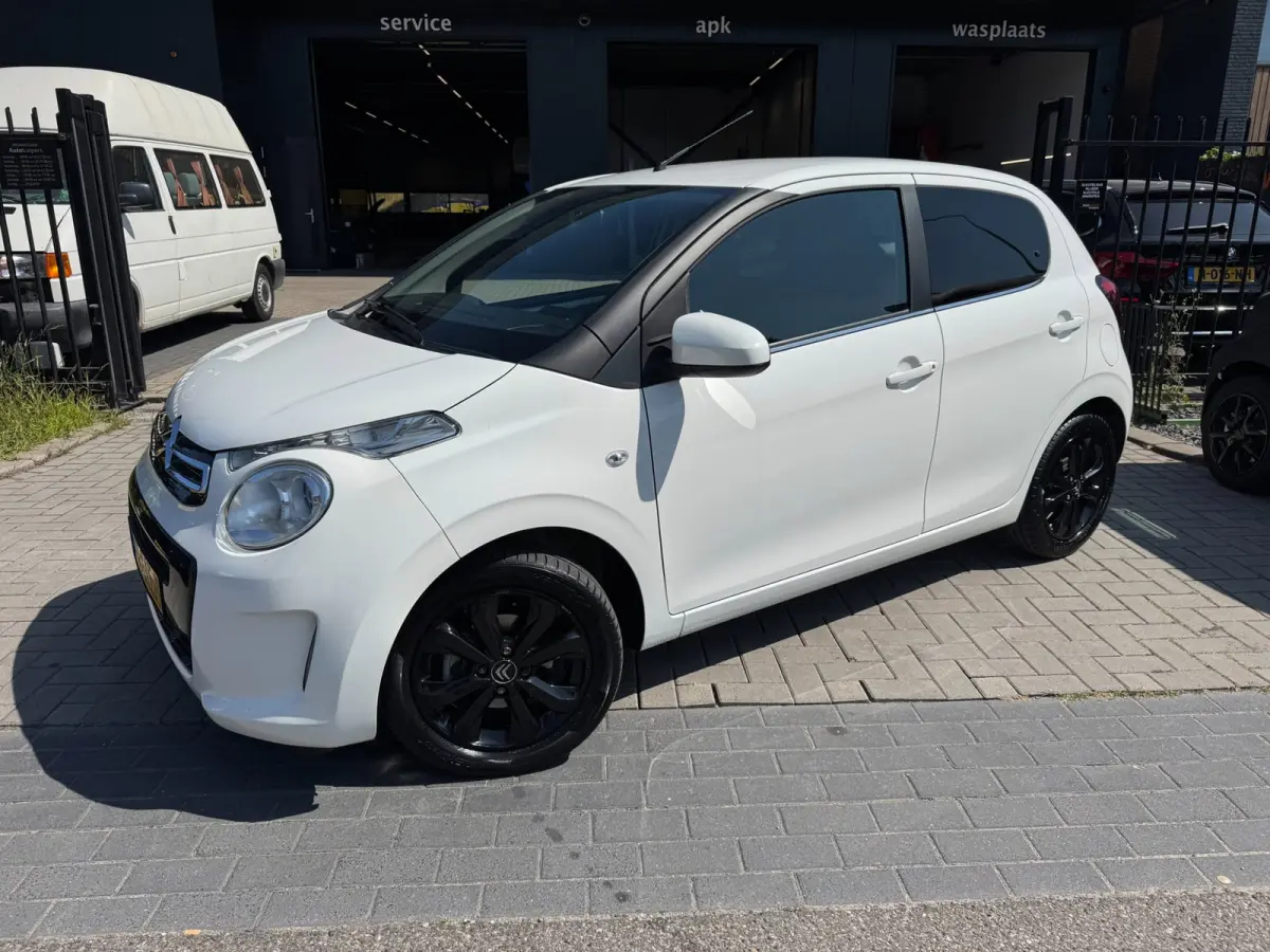 1.0 VTi Shine, automaat, carplay, airco