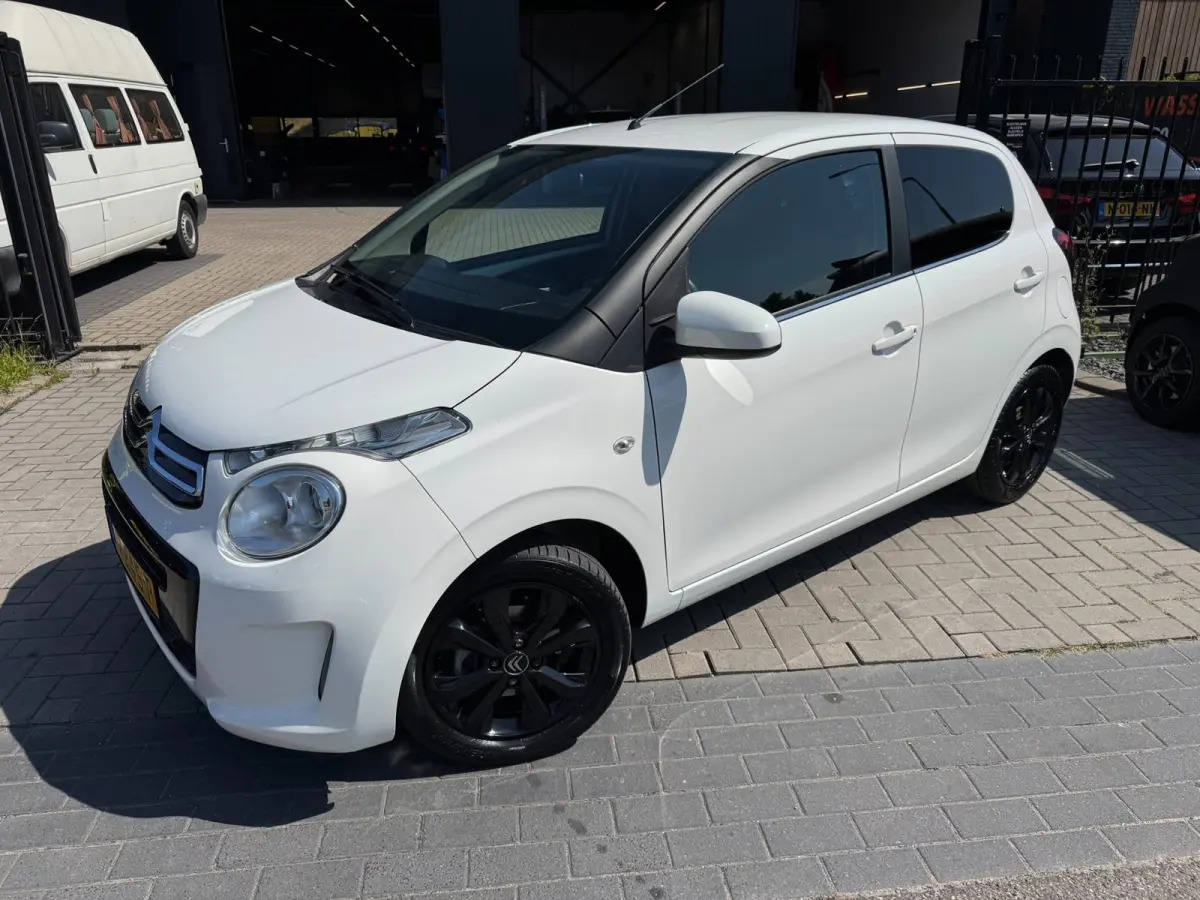 1.0 VTi Shine, automaat, carplay, airco