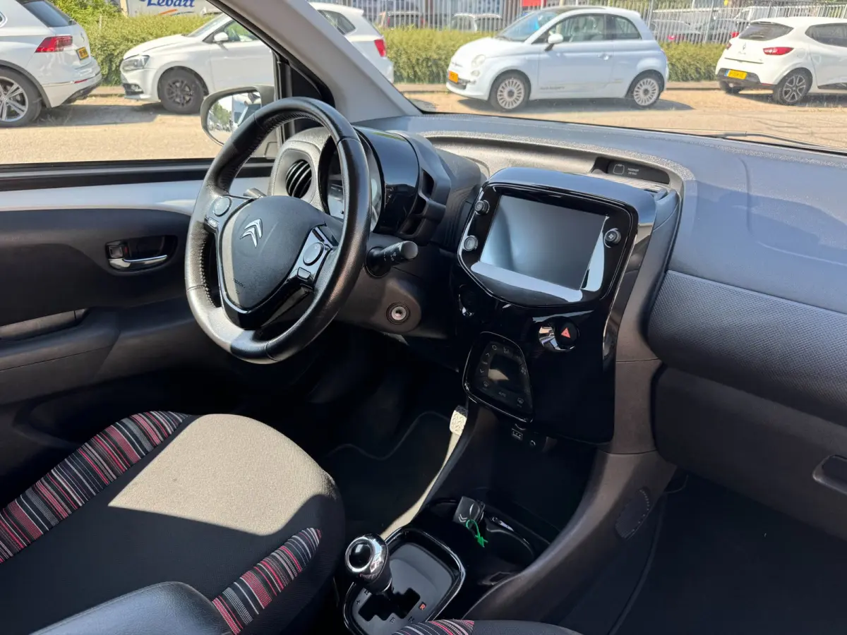1.0 VTi Shine, automaat, carplay, airco