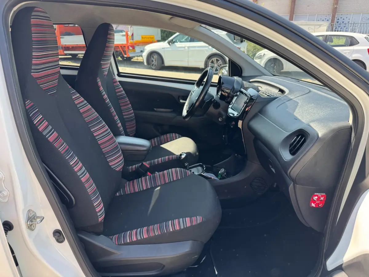 1.0 VTi Shine, automaat, carplay, airco