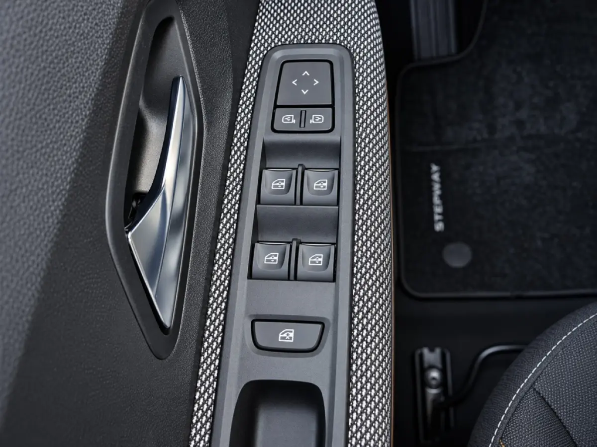 1.0 TCe Comfort | 1e Eigenaar | Navigatie | Parkeersensoren | Cruise Control | Airco | Stuurbediening | Bluetooth